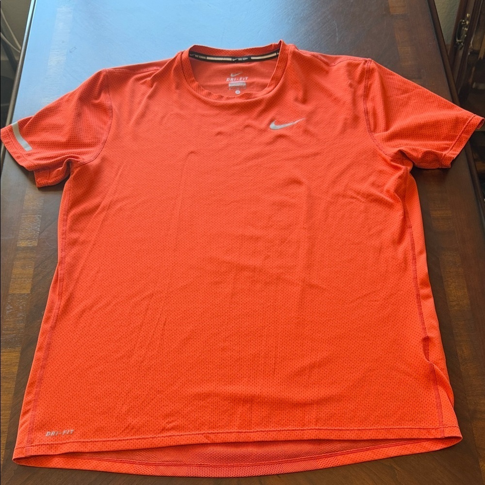 Nike Men's Vibrant Orange Short Sleeve Running shirt
